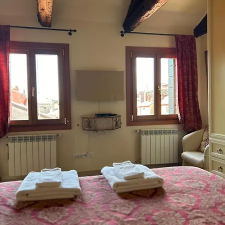 Appartamento San Lio Suiteclose To S Marco Square E Wifi Venezia