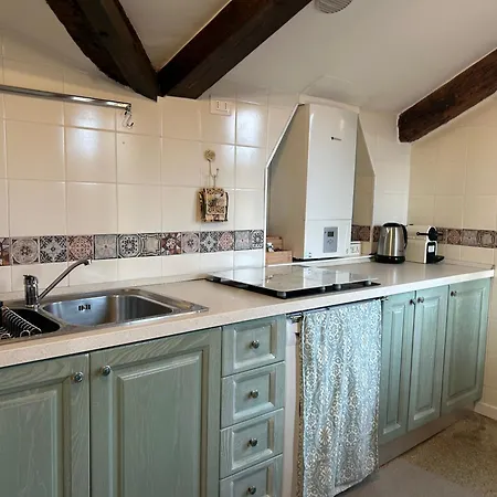 San Lio Suite:Close To S Marco Square & Wi-Fi Daire