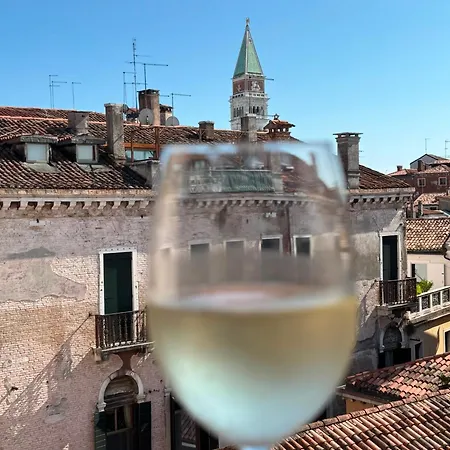 Apartman San Lio Suite:close To S Marco Square & Wi-fi