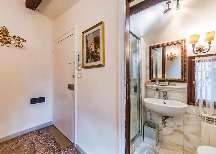 아파트 San Lio Suite:close To S Marco Square & Wi-fi 베니스