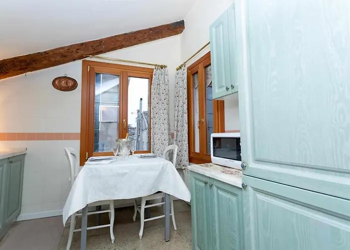 San Lio Suite:close To S Marco Square & Wi-fi