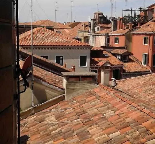 San Lio Suite:close To S Marco Square & Wi-fi