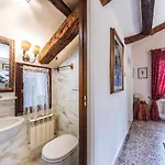 San Lio Suite:close To S Marco Square & Wi-fi Apartmán Benátky
