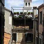 San Lio Suite:close To S Marco Square & Wi-fi Apartmán *