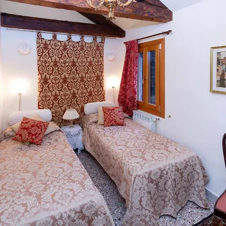 San Lio Suiteclose To S Marco Square & Wi-fi