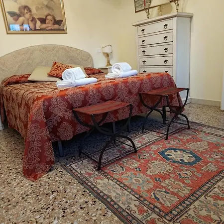 Emanuela'S Flat Apartment