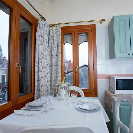 San Lio Suite:close To S Marco Square & Wi-fi * Venedig