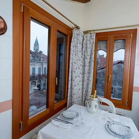 Lejlighed San Lio Suite:close To S Marco Square & Wi-fi *