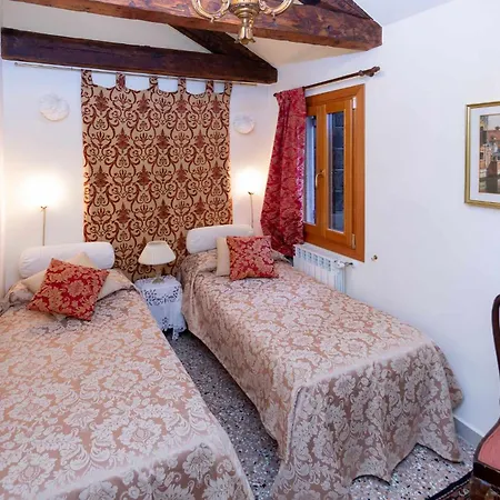 Lejlighed San Lio Suite:close To S Marco Square & Wi-fi Venedig